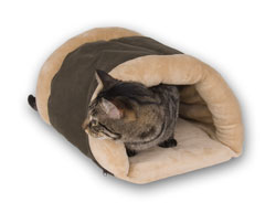 Thermo-Crinkle Tunnel: Heated Cat Bed