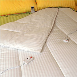 Safe Low Voltage Heated Comforter